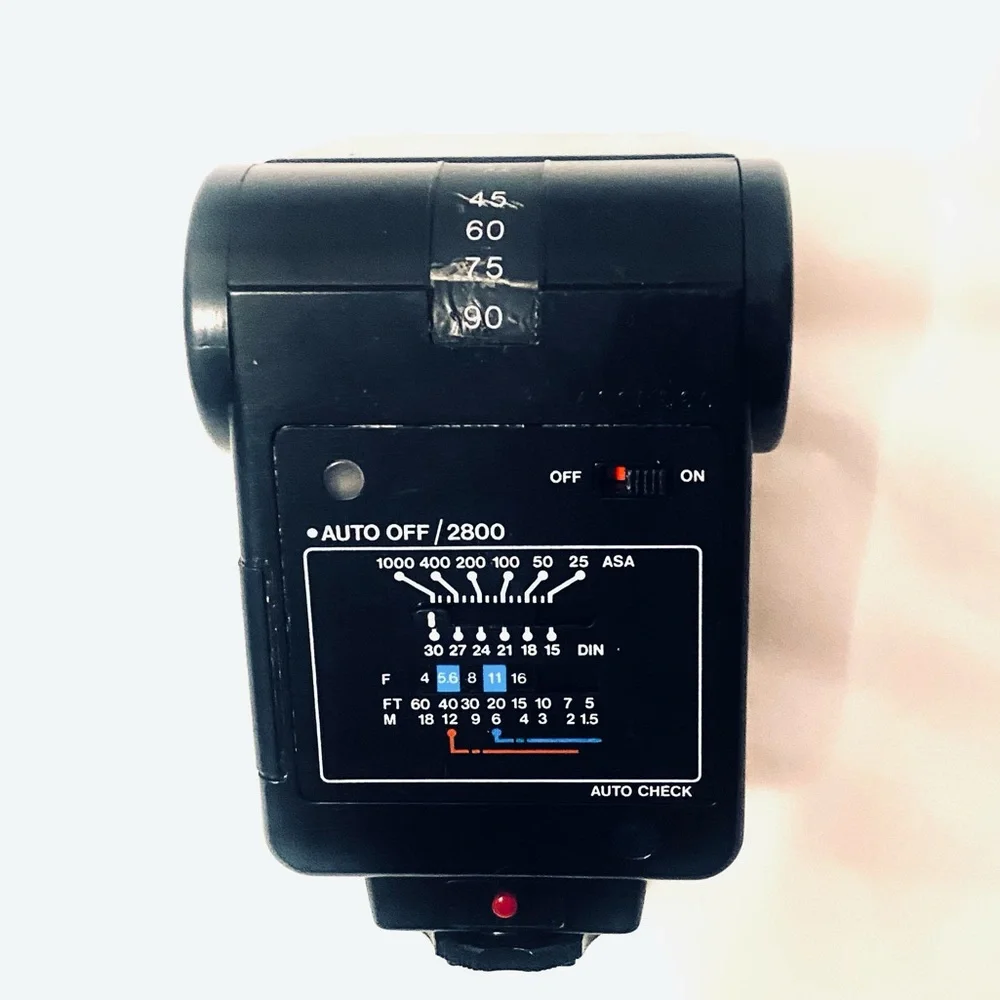 Vivitar Auto Thyristor 2800